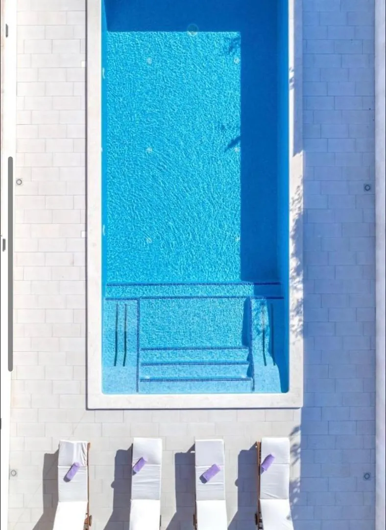 Villa Genesis - Stadtvilla Marcana Istrien - Mit Privatem, Beheizbaren Infinity Pool Und Olivengarten